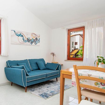 Apartment Iva Pula Bagian luar foto