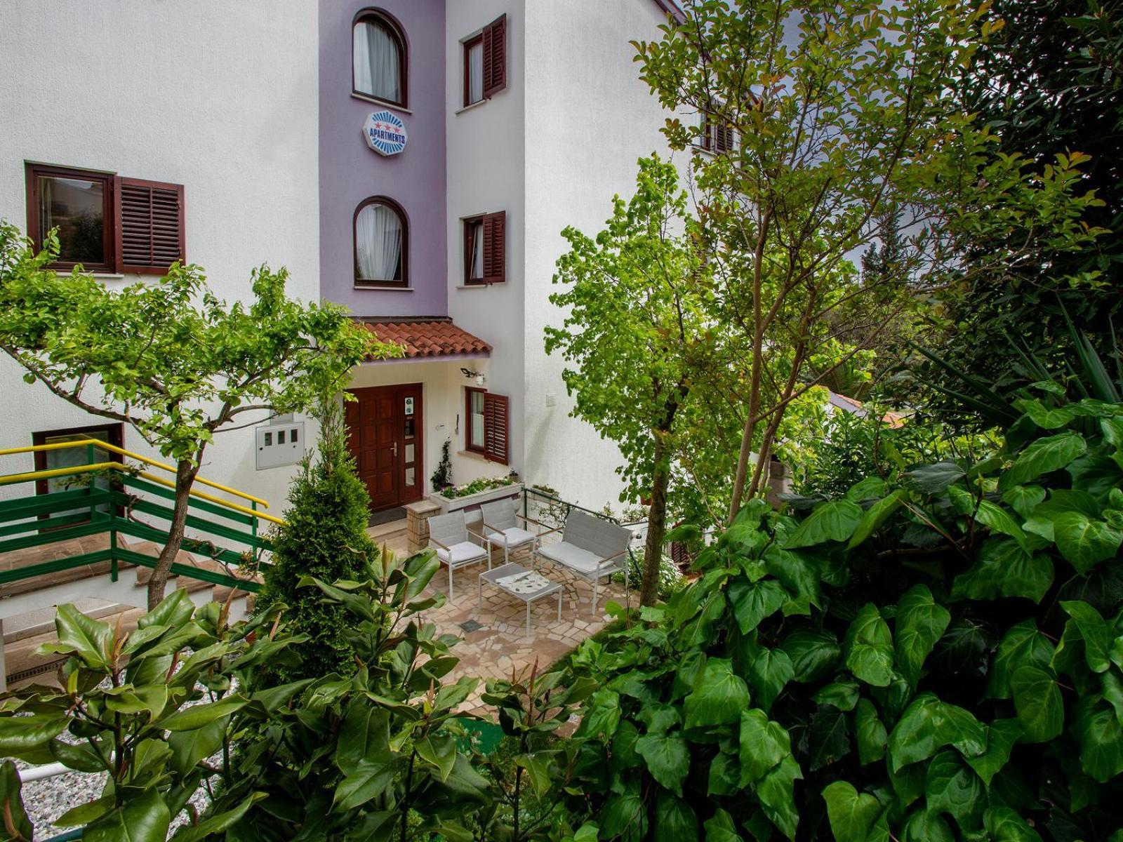 Apartment Iva Pula Bagian luar foto