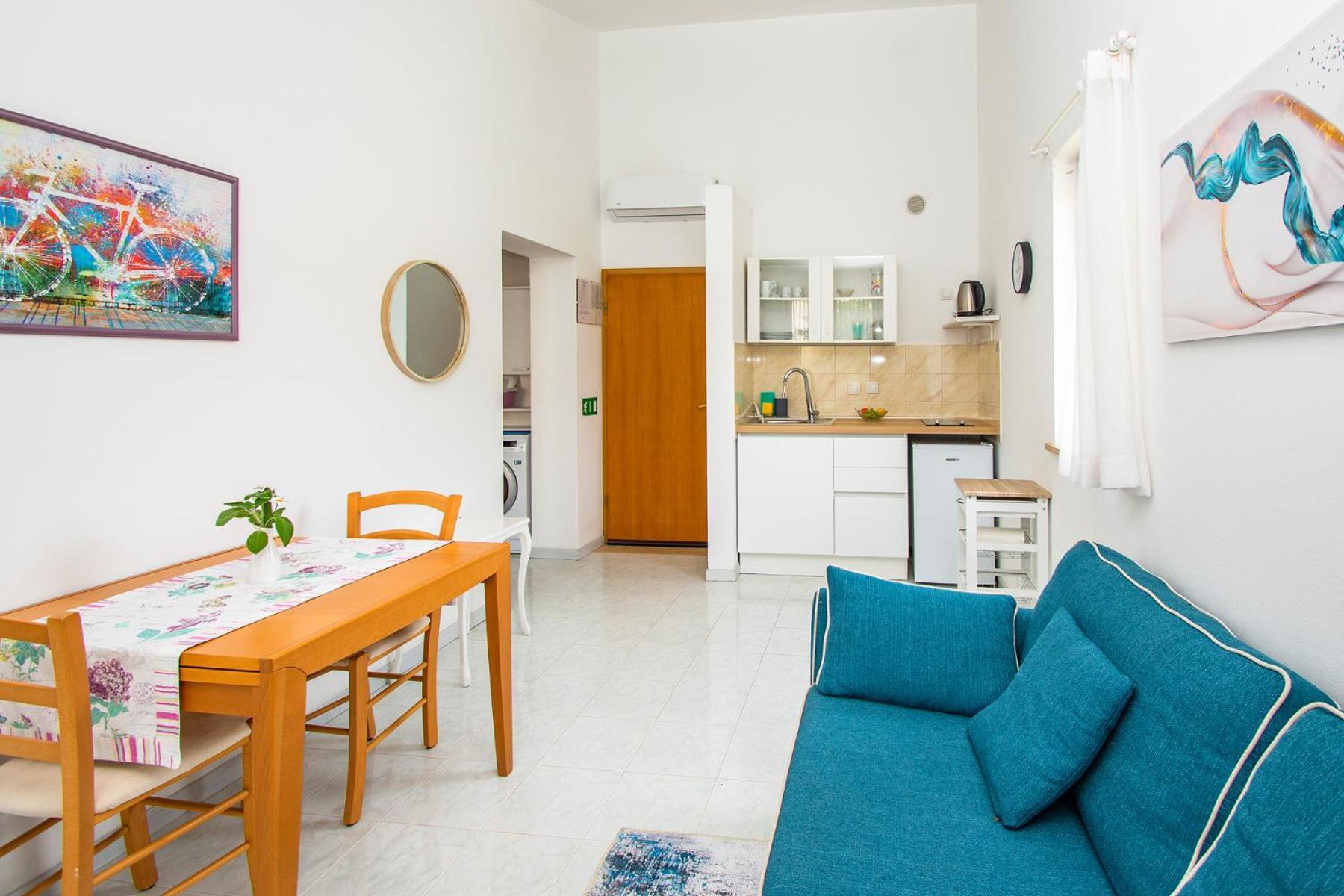 Apartment Iva Pula Bagian luar foto